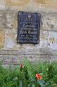 04-Grabtafel an Basilika